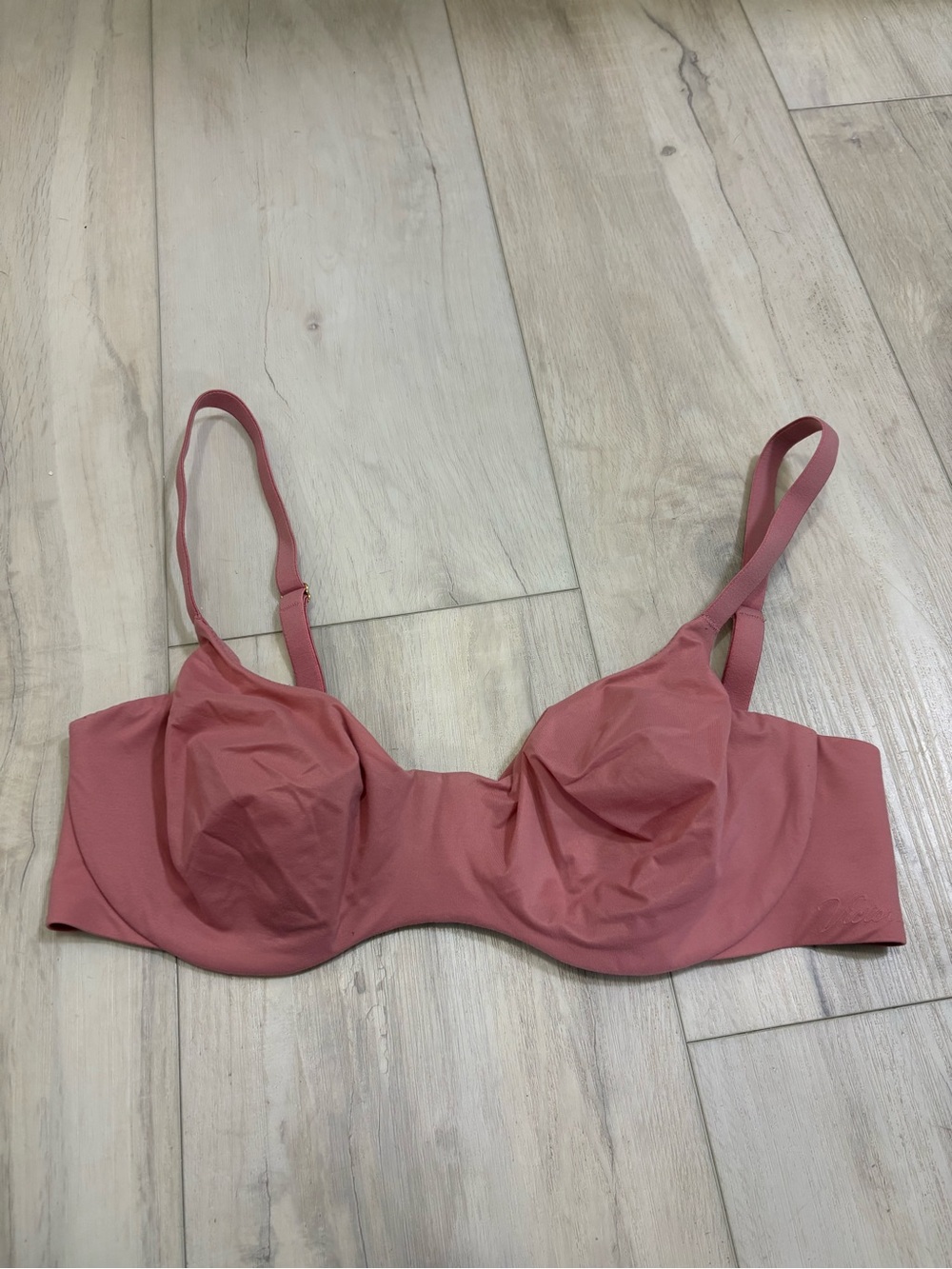 Victoria's Secret Rosewood Underwire Bra